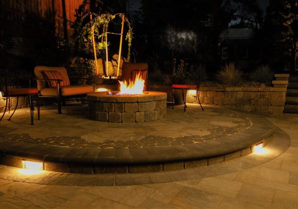Fire Pit with Lighting