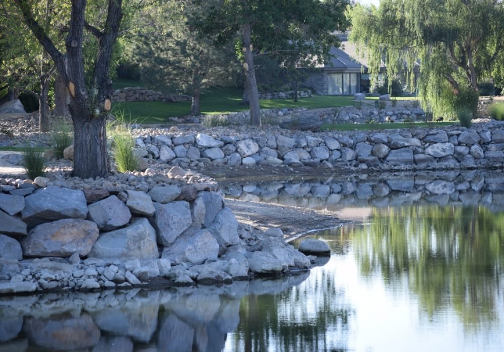 Boulders and rock walls Reno Nevada, Tahoe, California