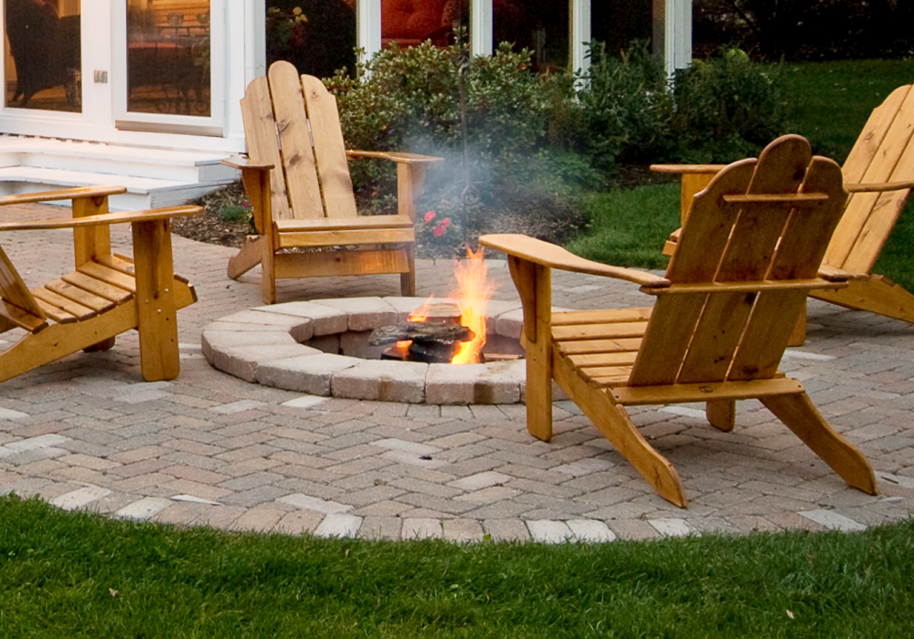 Outfoor living, fireplace, Reno Nevada Tahoe Landscaping